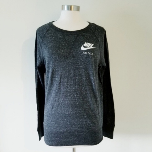 Nike Tops - Nike Crew Neck Pullover Sweatshirt Size M New   